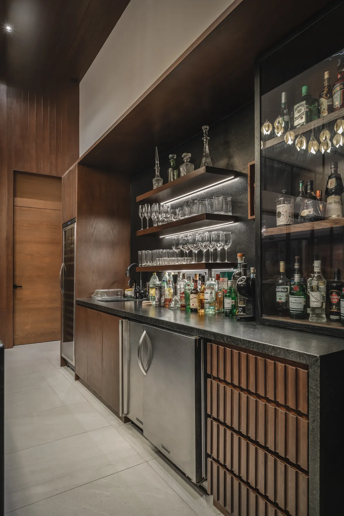 Casa G.L. — detalle 14 de carpintería a medida