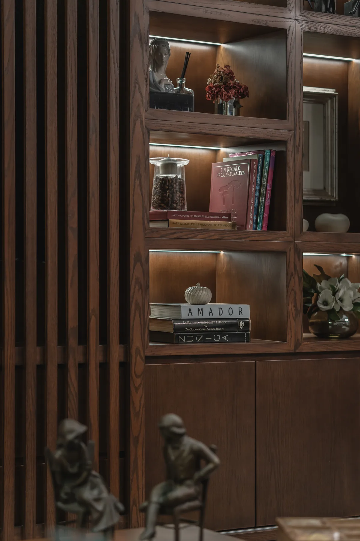 Casa G.L. — detalle 20 de carpintería a medida