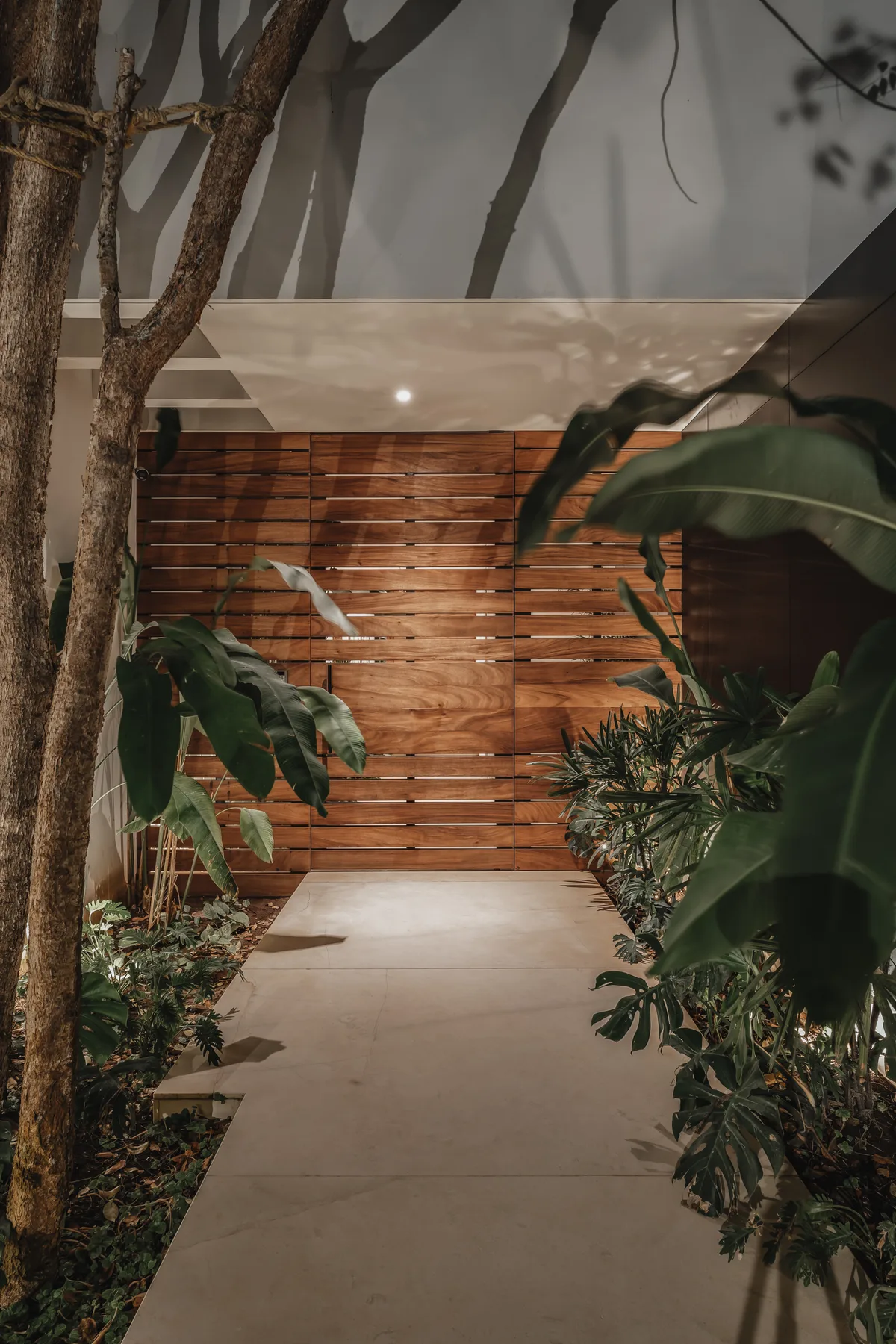 Casa Temozón C.A. — detalle 17 de carpintería a medida