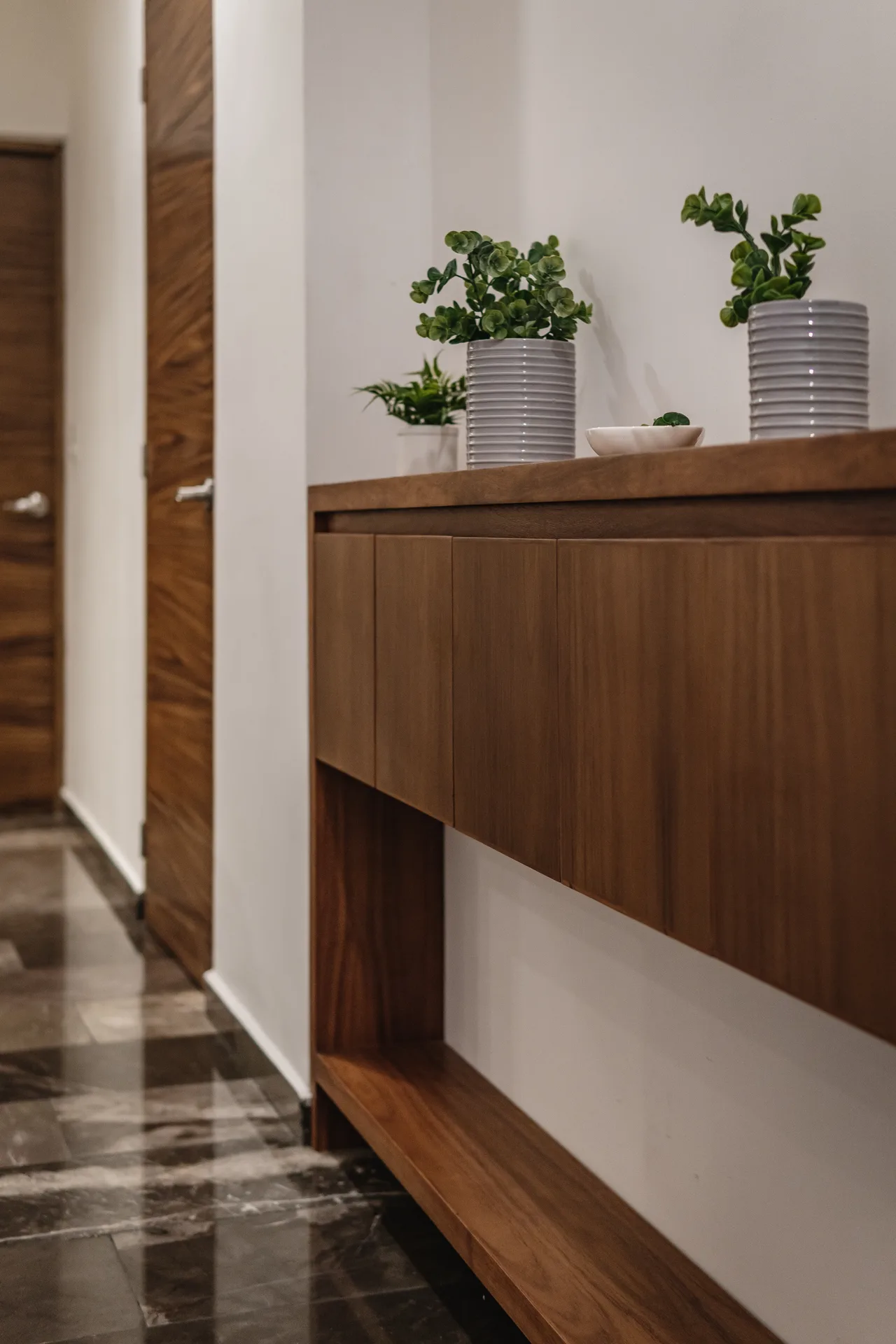 Apartment Bocamar — bespoke joinery detail 10